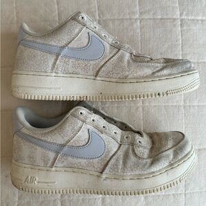 Nike Air Force 1 '07 SE Women's Shoes - Size 8